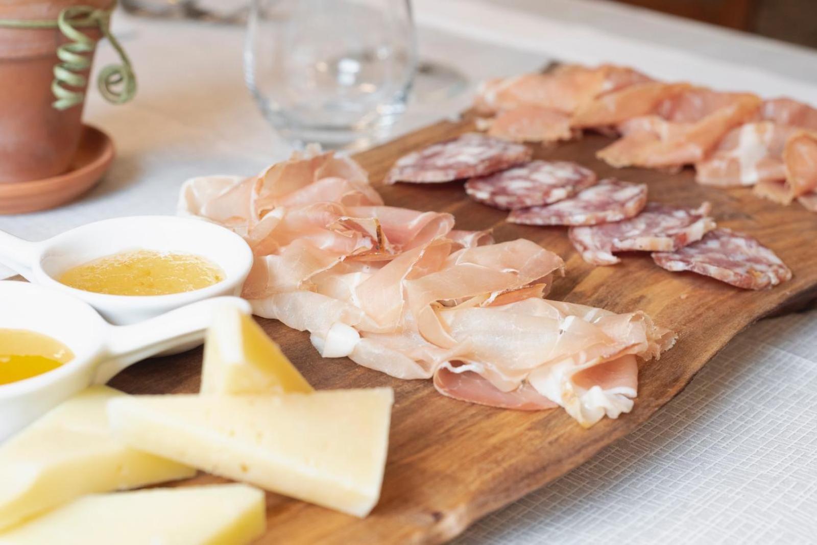Ristorante E B&B In Sella Pozzis Eksteriør bilde